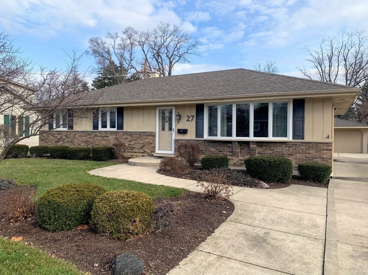 Single Family for Sale at Lombard, IL 60148