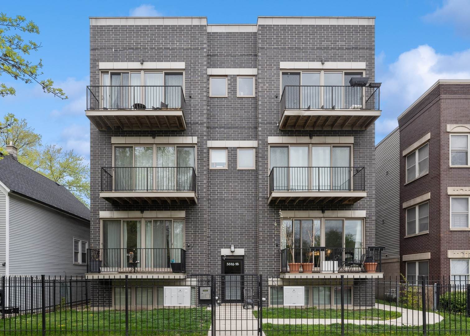 Single Family for Sale at Humboldt Park, Chicago, IL 60647