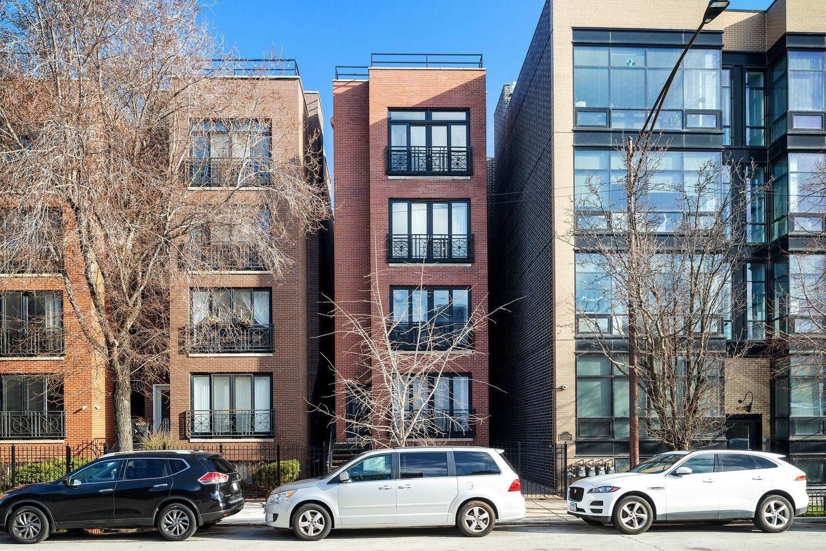 Single Family for Sale at River West, Chicago, IL 60642