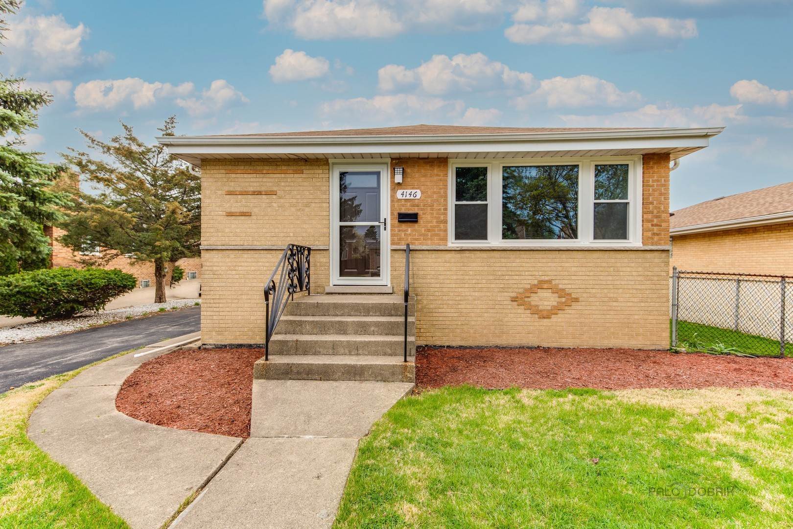 Single Family for Sale at Schiller Park, IL 60176