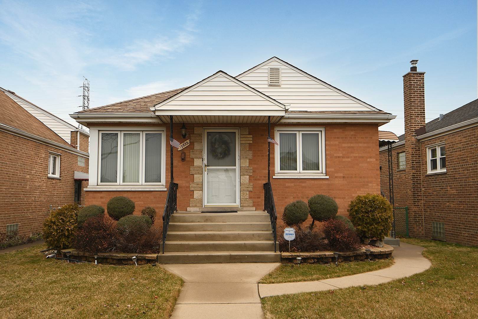 Single Family for Sale at East Side, Chicago, IL 60617