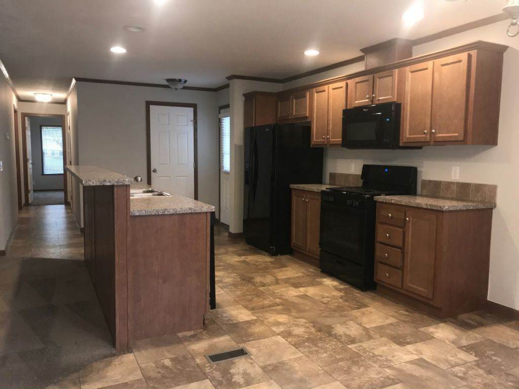 4. Mobile Home for Sale at Elgin, IL 60123