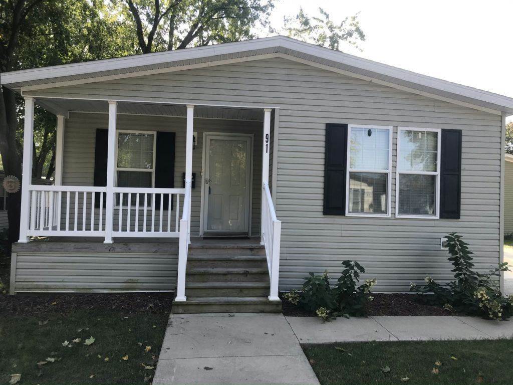 1. Mobile Home for Sale at Elgin, IL 60123