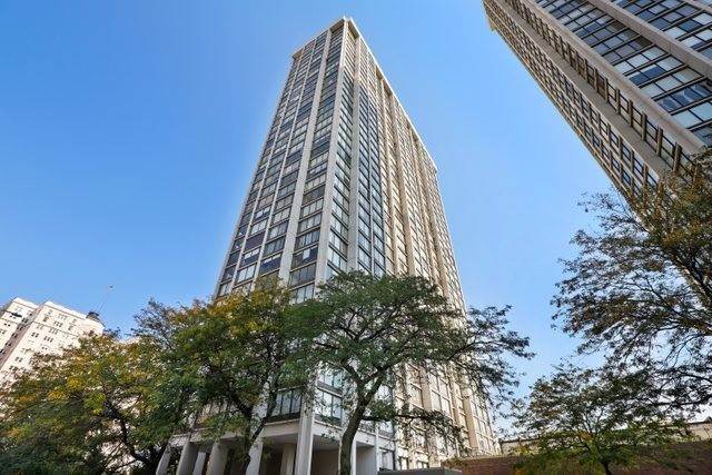 Single Family for Sale at Edgewater Beach, Chicago, IL 60640
