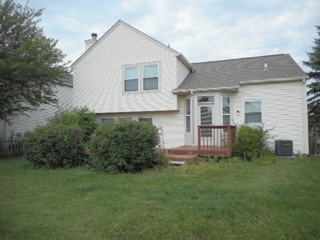 16. Single Family for Sale at Elgin, IL 60123