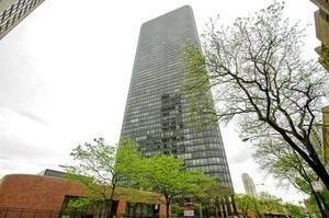 Single Family for Sale at Edgewater Beach, Chicago, IL 60640