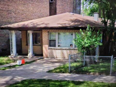 Single Family for Sale at West Woodlawn, Chicago, IL 60637