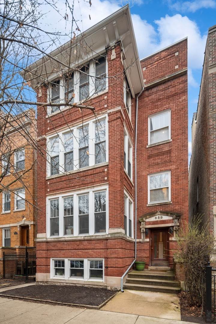 Single Family for Sale at Northalsted Boystown, Chicago, IL 60657