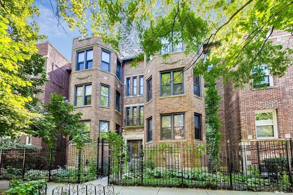 Single Family for Sale at Clarendon Park, Chicago, IL 60640