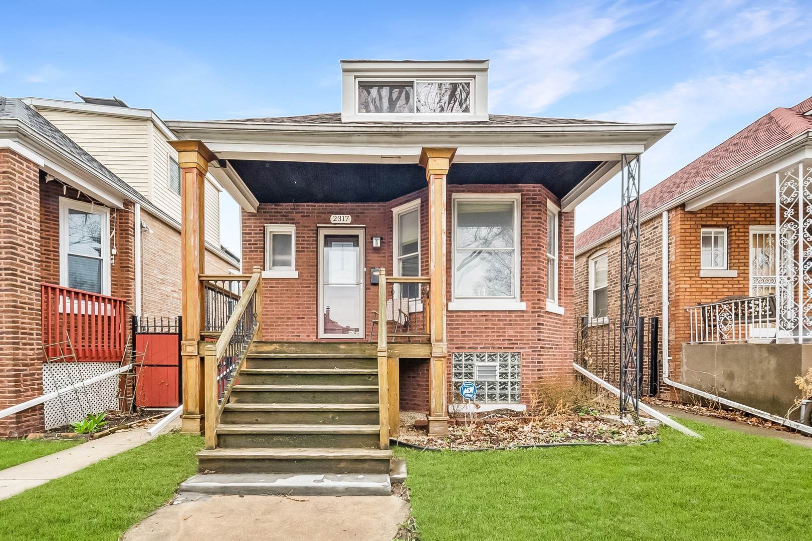 Single Family for Sale at Hermosa, Chicago, IL 60639