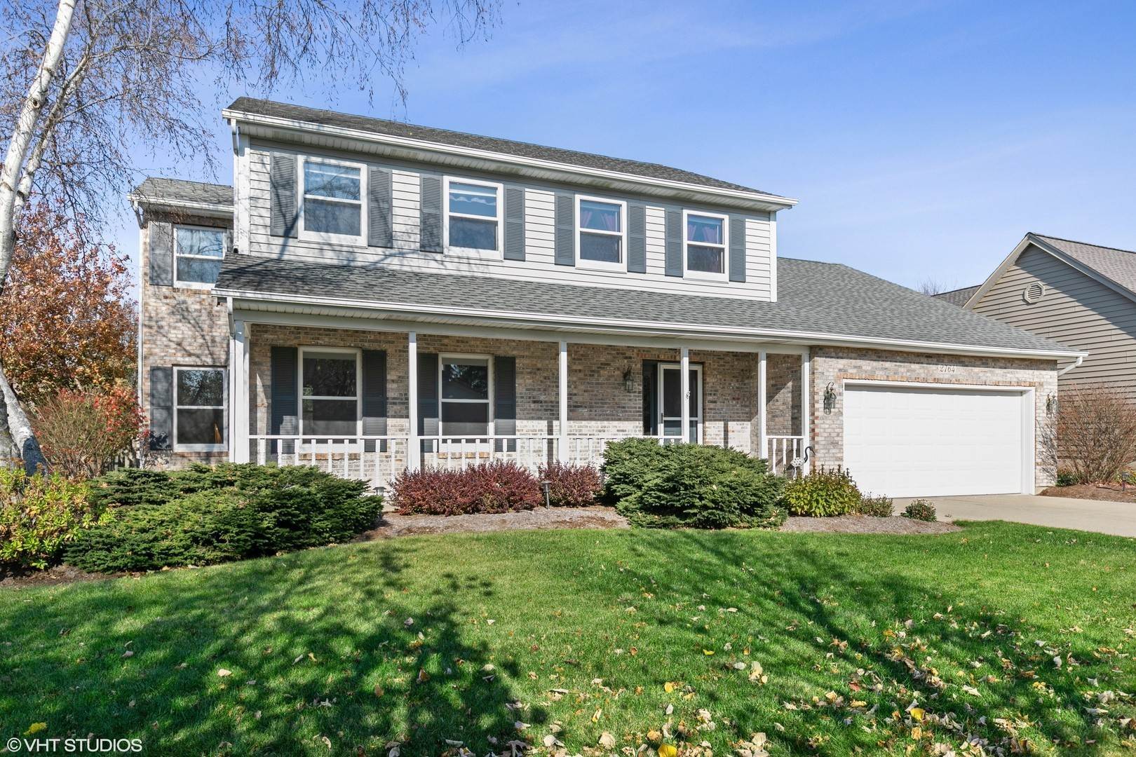 1. Single Family for Sale at Elgin, IL 60124