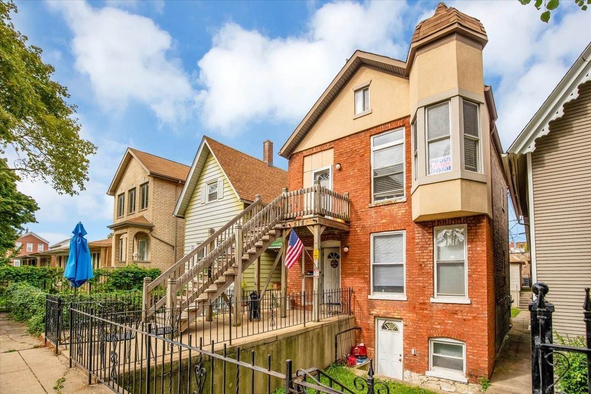 1. Multi Family for Sale at Bridgeport, Chicago, IL 60616
