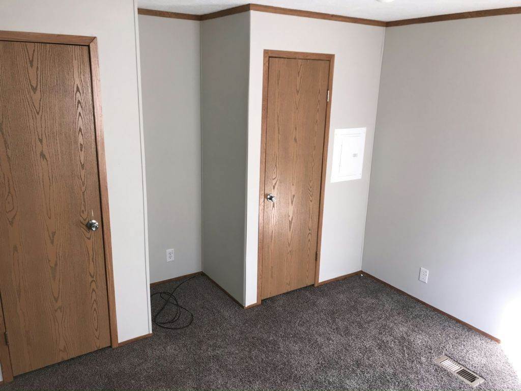 18. Mobile Home for Sale at Elgin, IL 60123