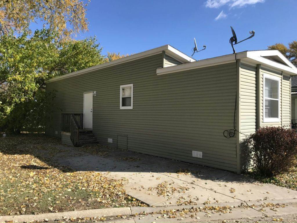 3. Mobile Home for Sale at Elgin, IL 60123