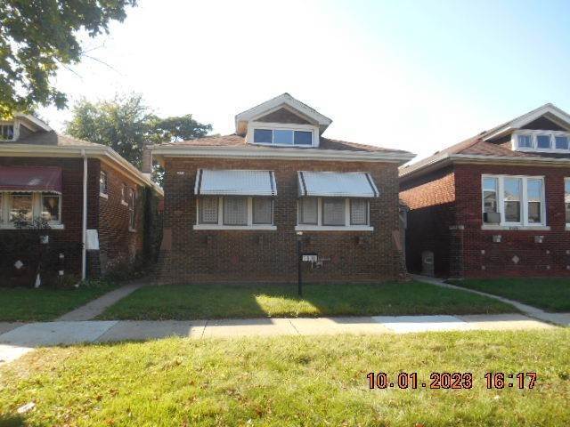 1. Single Family for Sale at Avalon Park, Chicago, IL 60638