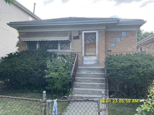 1. Single Family at Chicago, IL 60620