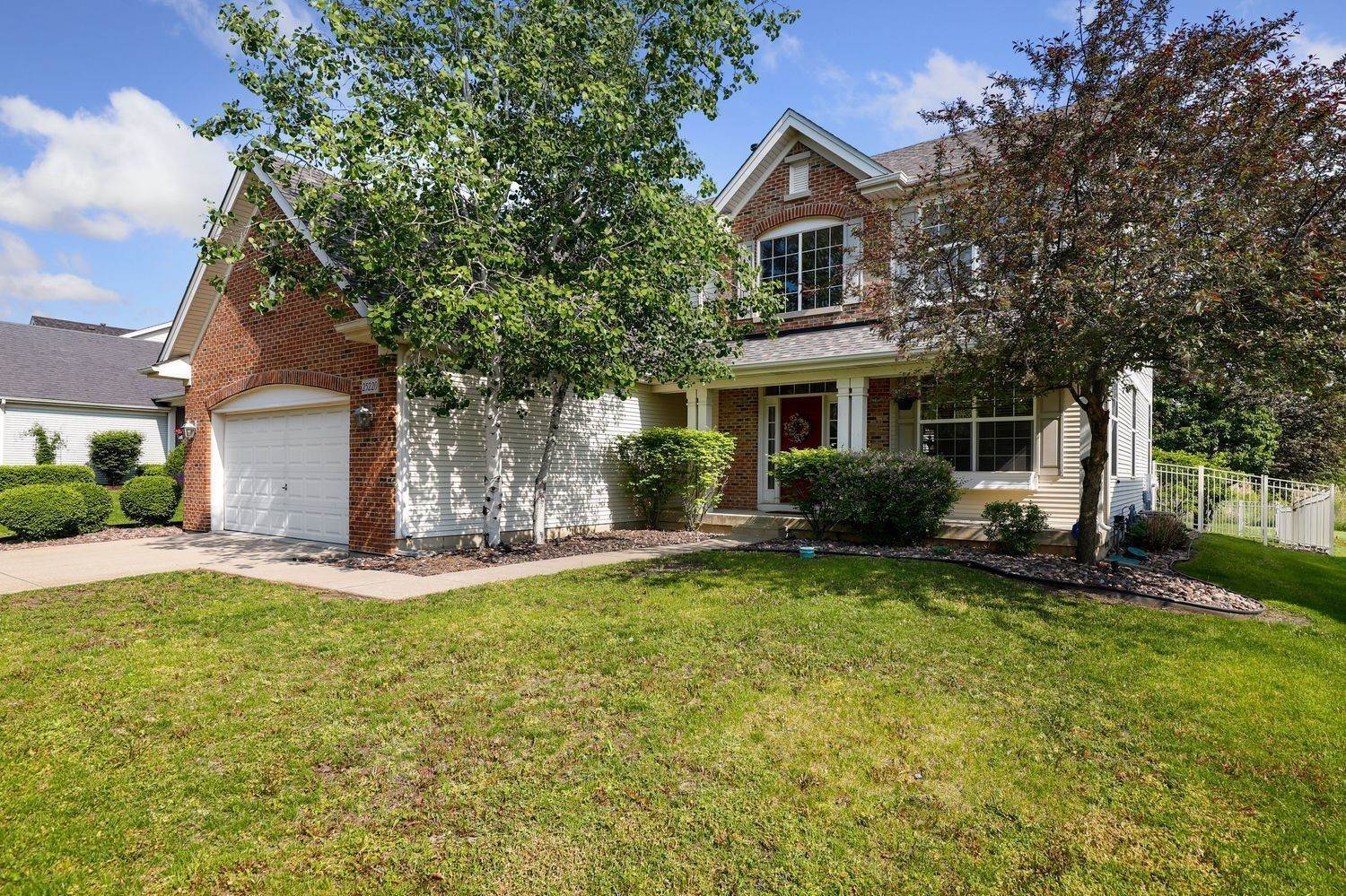 Single Family for Sale at Shorewood, IL 60404