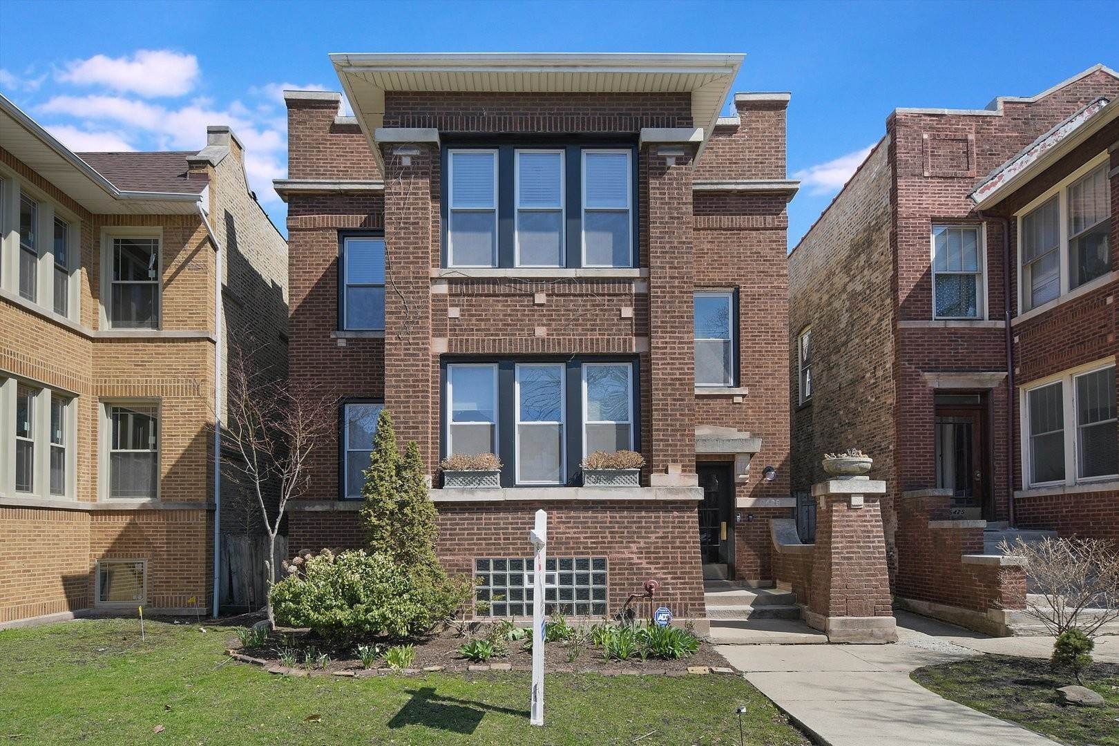 Multi Family for Sale at Loyola, Chicago, IL 60626