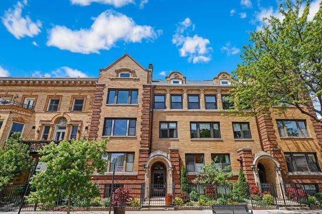 Single Family for Sale at Buena Park, Chicago, IL 60613