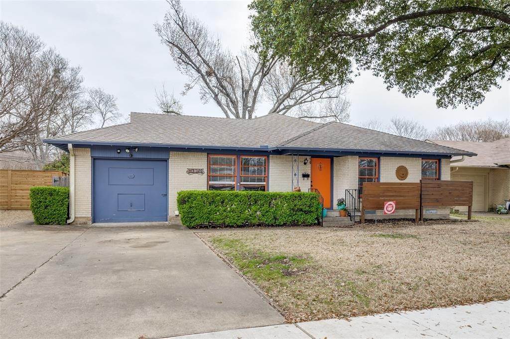 Single Family for Sale at Casa View, Dallas, TX 75228