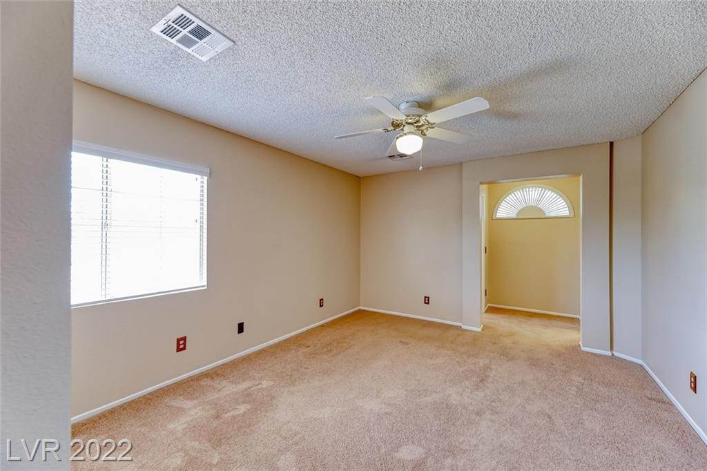 13. Single Family for Sale at NV 89014
