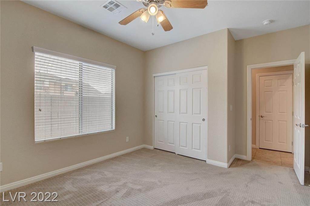 10. Single Family for Sale at NV 89052