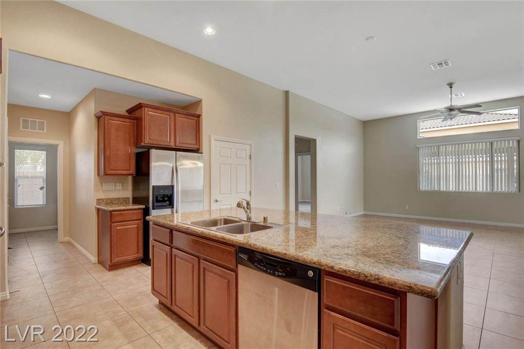 13. Single Family for Sale at NV 89052
