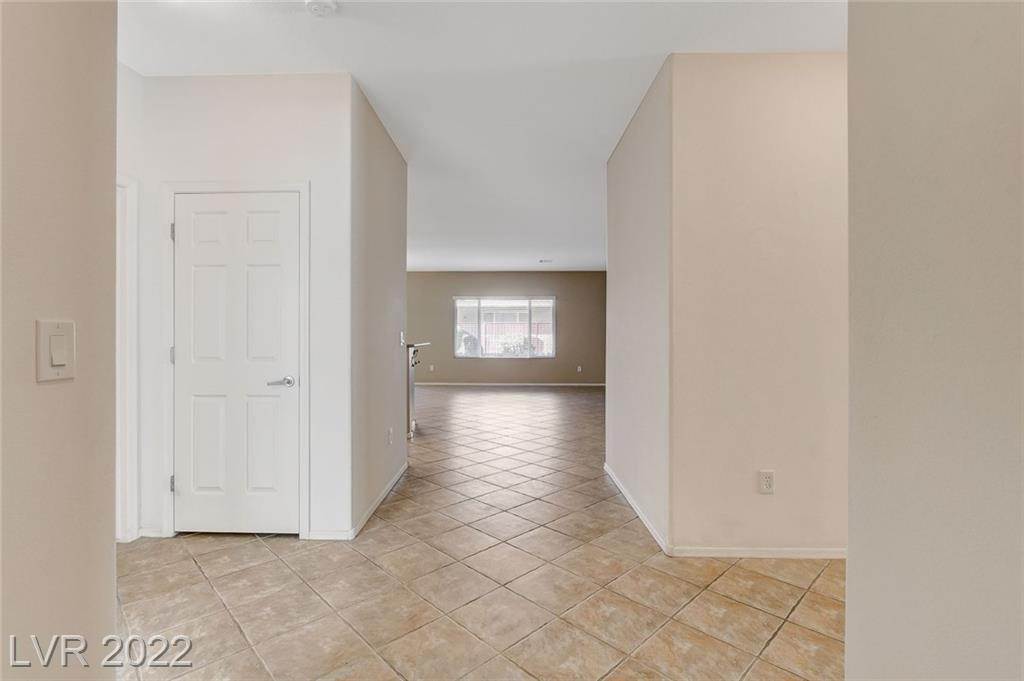 29. Single Family for Sale at NV 89052
