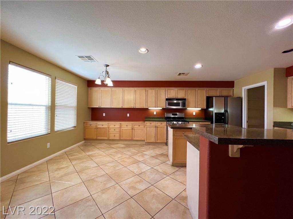 10. Single Family for Sale at NV 89002