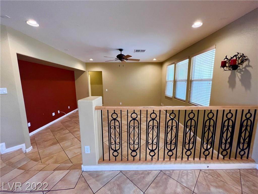 18. Single Family for Sale at NV 89002