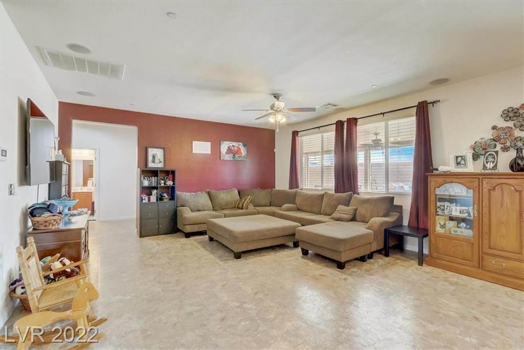 17. Single Family for Sale at NV 89052