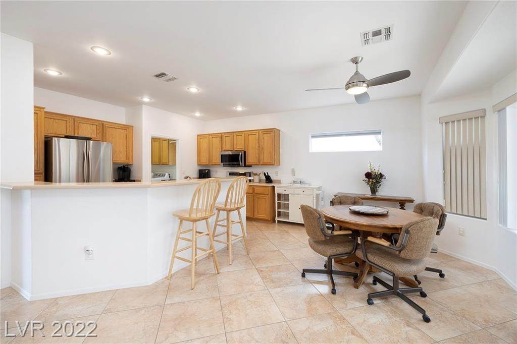 12. Single Family for Sale at NV 89052