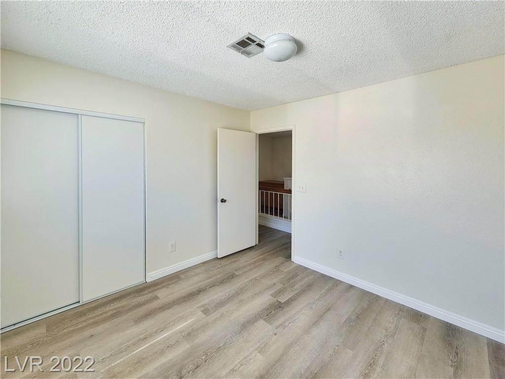 18. Single Family for Sale at NV 89074