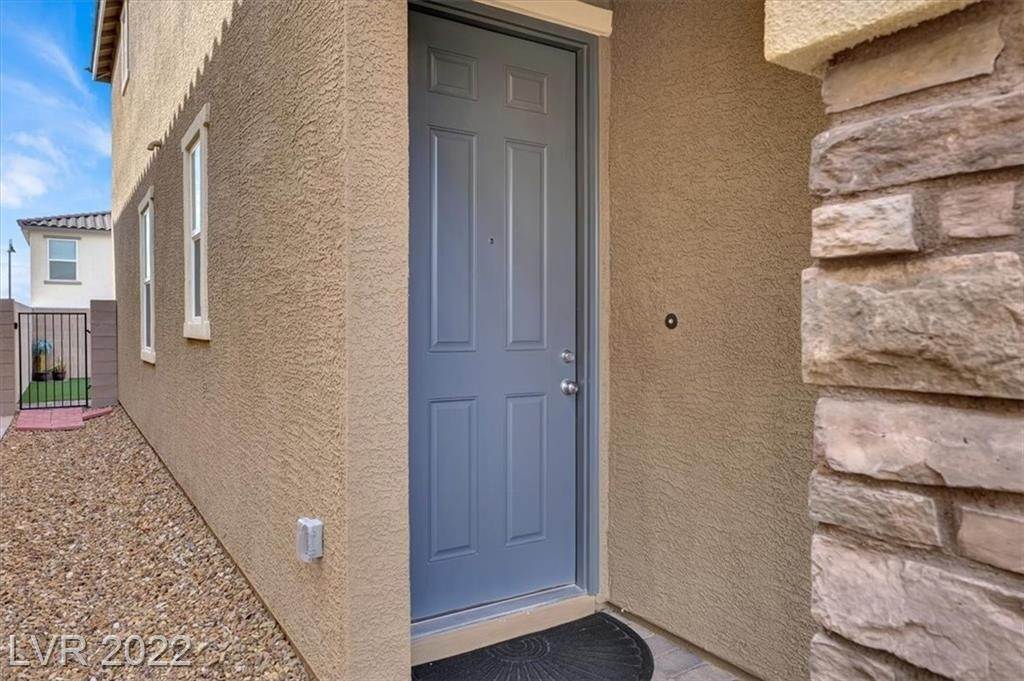 4. Single Family for Sale at NV 89044