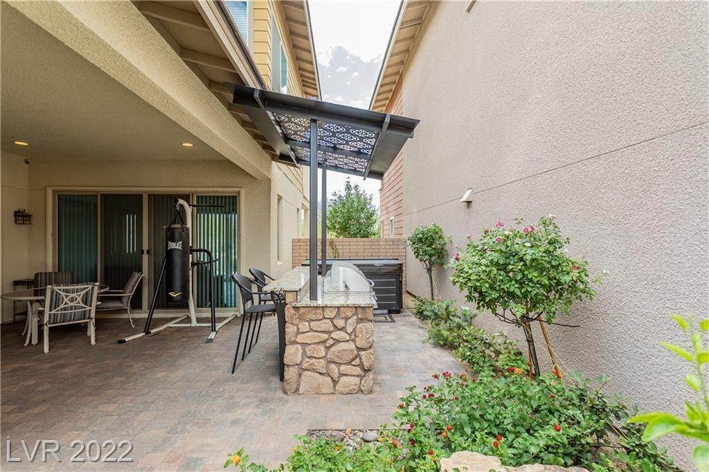 11. Single Family for Sale at NV 89011