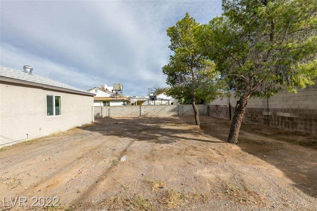 26. Single Family for Sale at NV 89015