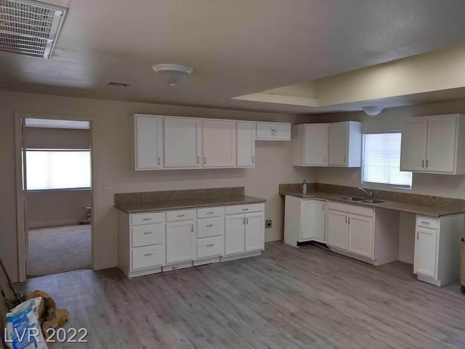 11. Single Family for Sale at NV 89018