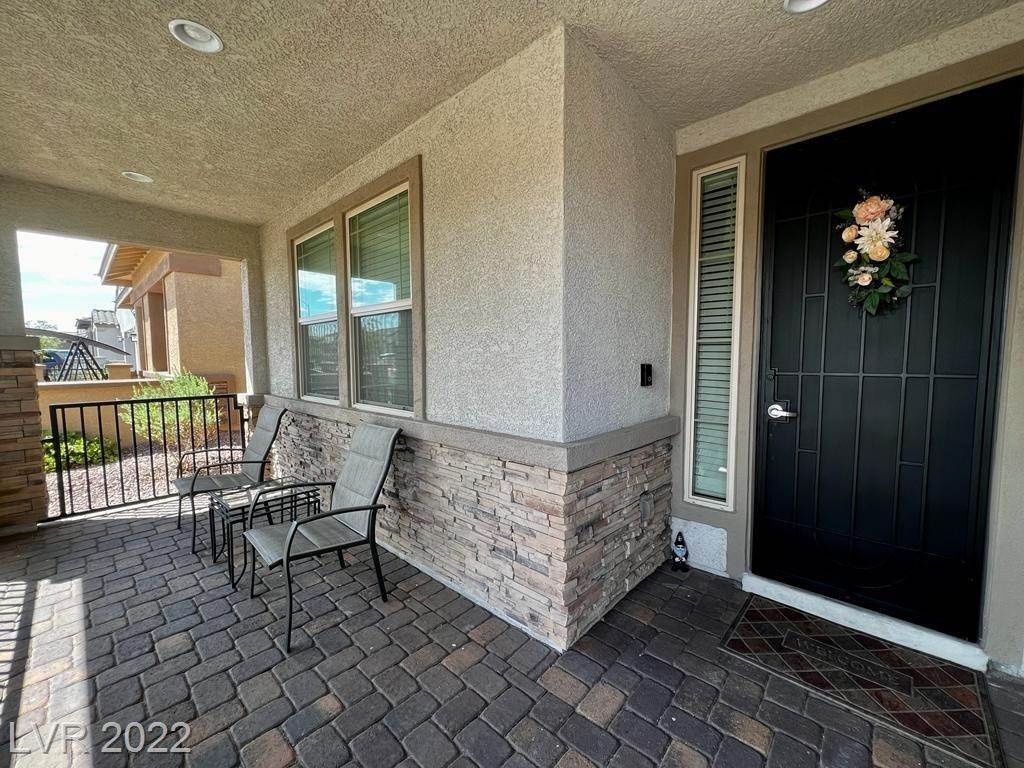 8. Single Family for Sale at NV 89011