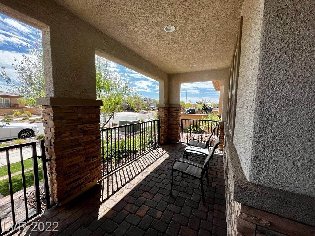 6. Single Family for Sale at NV 89011