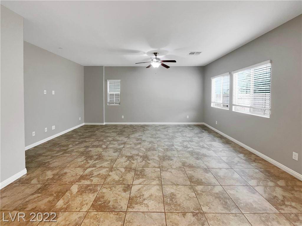 9. Single Family for Sale at NV 89014