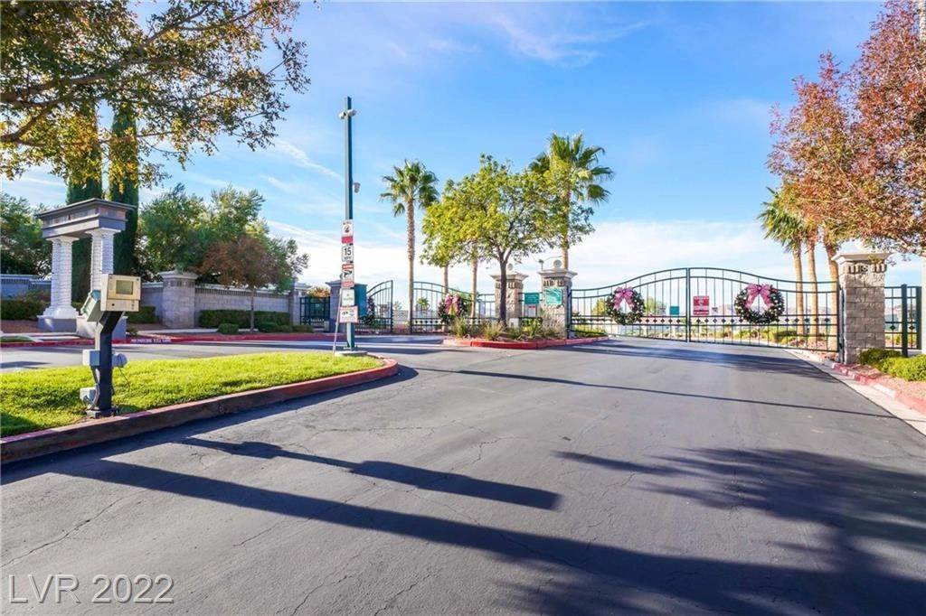 35. Single Family for Sale at NV 89052