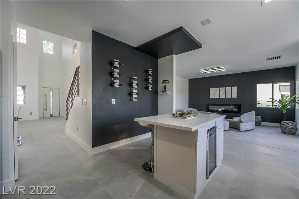 7. Single Family for Sale at NV 89052