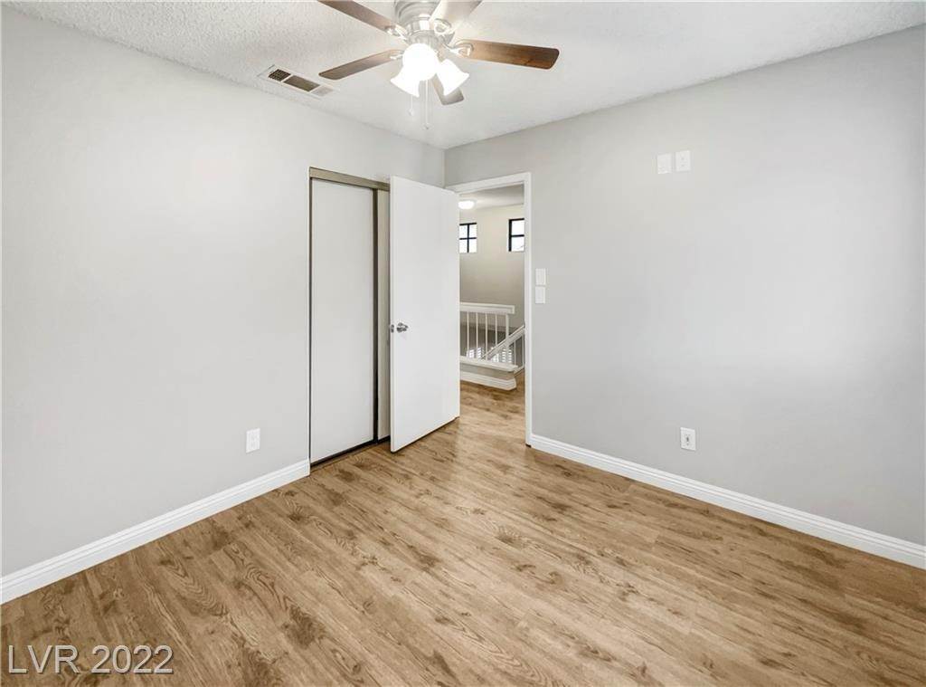 11. Single Family for Sale at NV 89074