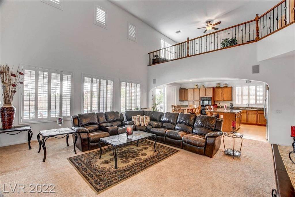 14. Single Family for Sale at NV 89015