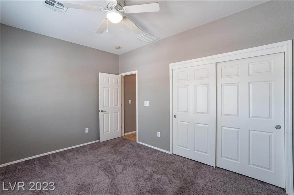 19. Single Family for Sale at NV 89044