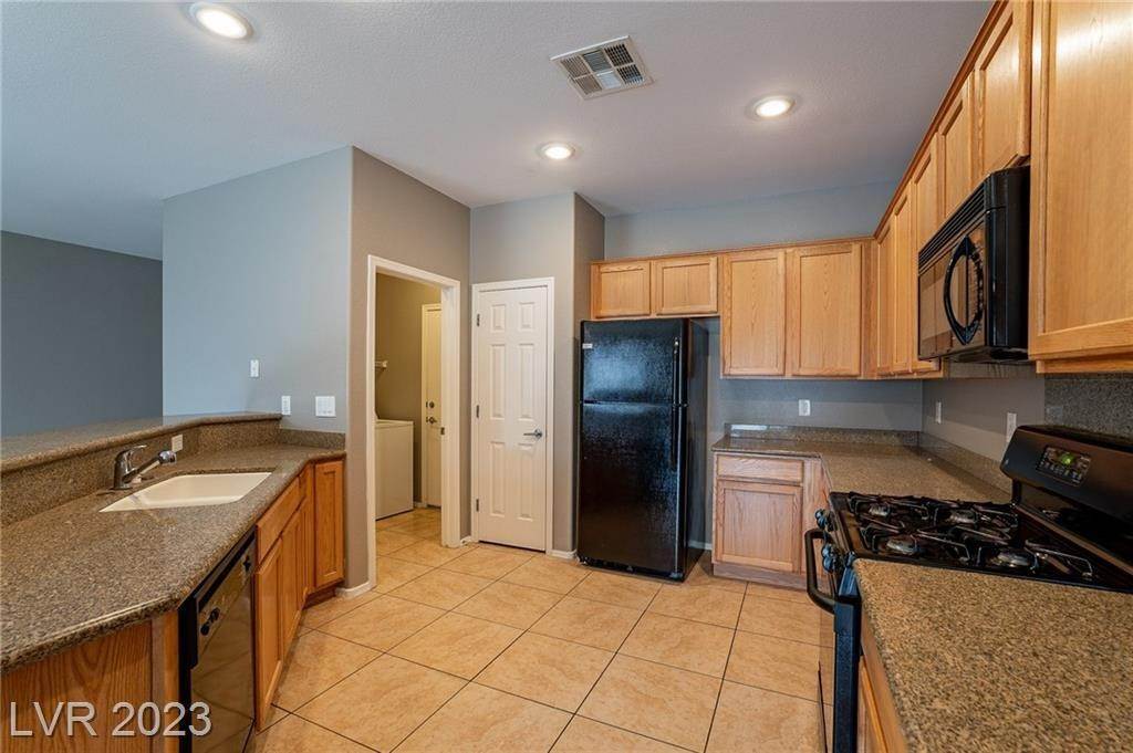 9. Single Family for Sale at NV 89044