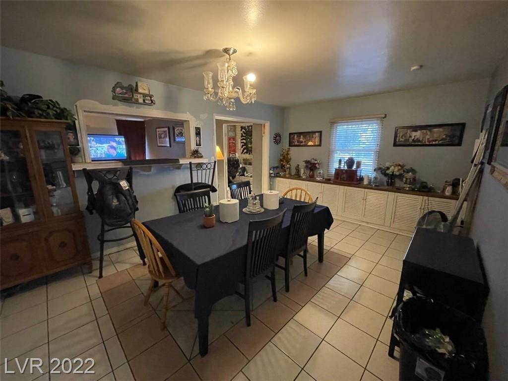 5. Single Family for Sale at NV 89015