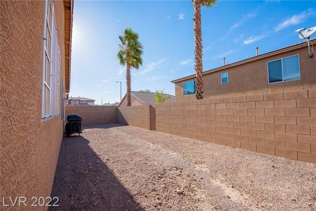 32. Single Family for Sale at NV 89002