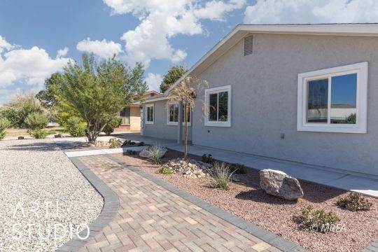 8. Single Family for Sale at NV 89007
