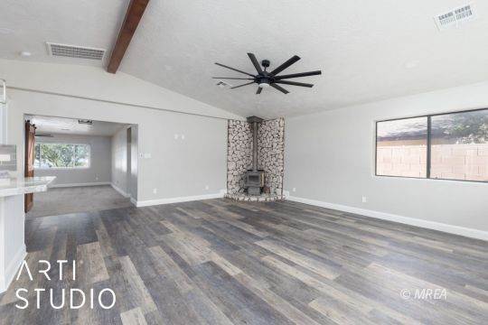 17. Single Family for Sale at NV 89007